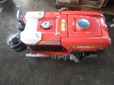 เครื่องยนต์ KUBOTA RT100