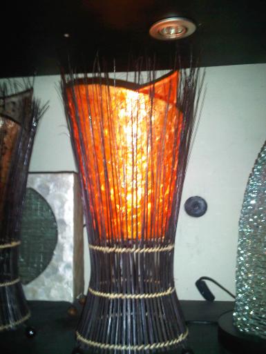 Mosaic shell Lamp 001