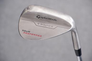 WEDGE TAYLORMADE TOUR PREFERRED ก้าน DYNAMIC GOLD S 200 องศา 52 BOUNCE 9