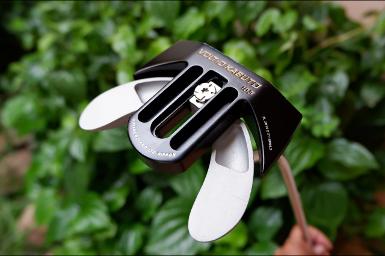 PUTTER VOLTIO KABUTO 103 สภาพสวยเดิม มี COVER เดิมครับ รุ่นนี้เล็งง่ายมาก พัตต์ง่าย HIGH M.O.I.